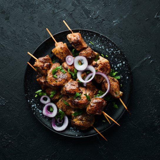 Яловичий шашлик в чайному маринаді