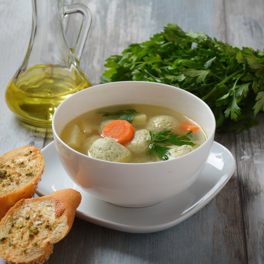 суп с фрикадельками