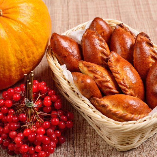 пиріжки з калиною