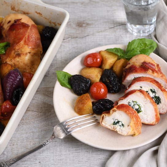 Курка на Великдень