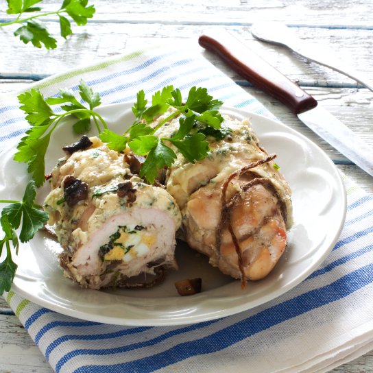 Курячі рулетики з омлетом рецепт