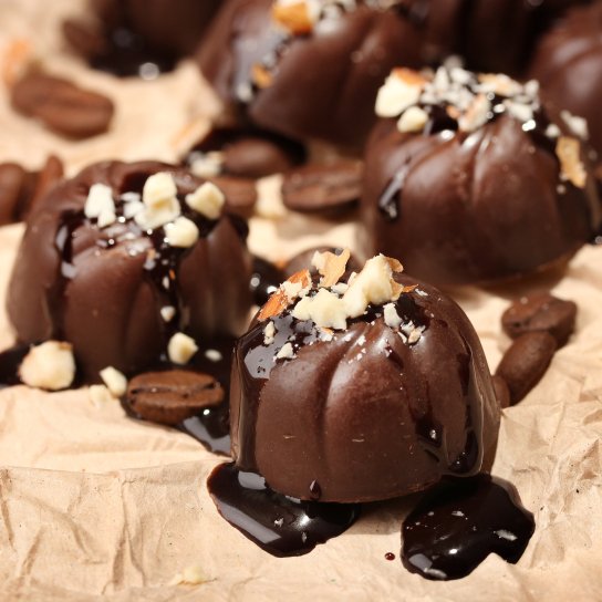 Шоколадні цукерки з хрумкими кульками