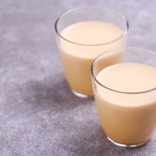 Топлене молоко в мультиварці