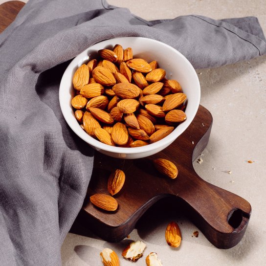 Орехи миндаль