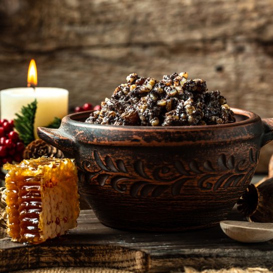 Кутя з ячменю та родзинок