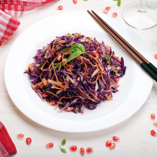 Салат з фіолетовою капустою
