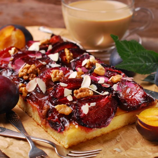 Тарт зі сливами