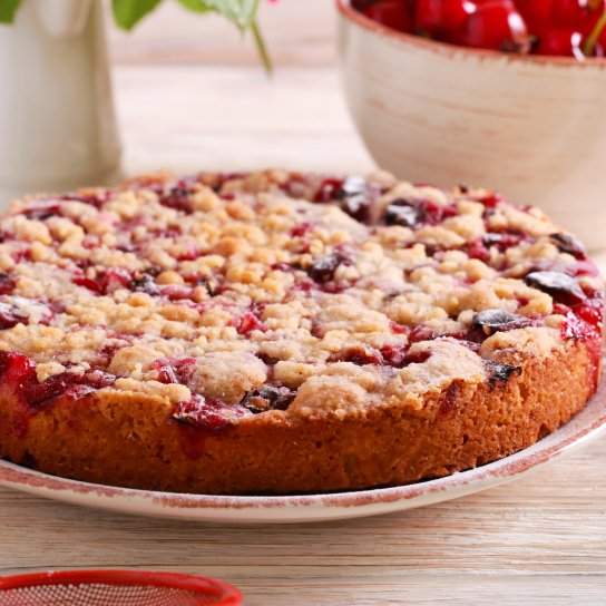 Штрейзельний пиріг з вишнею