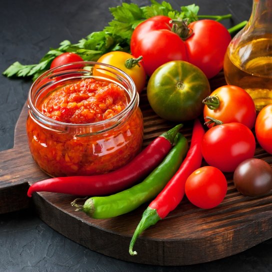 Острая аджика на зиму