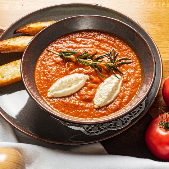 Томатний суп-пюре з медом