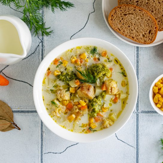 Рибний чаудер