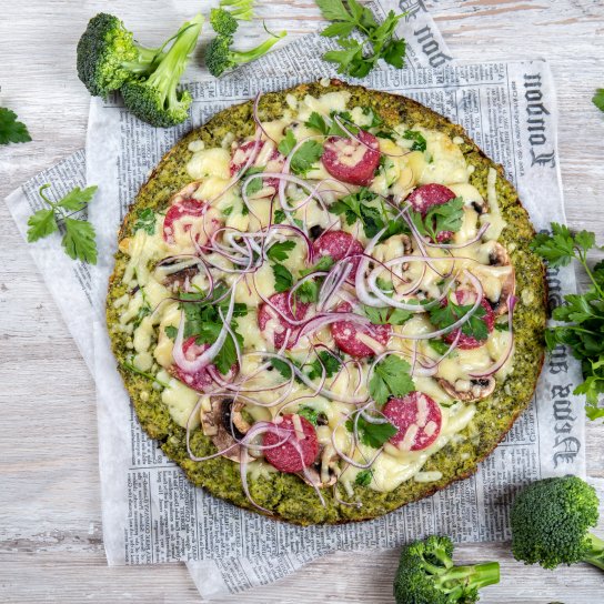 Брокколи-пицца на сковороде за 20 минут