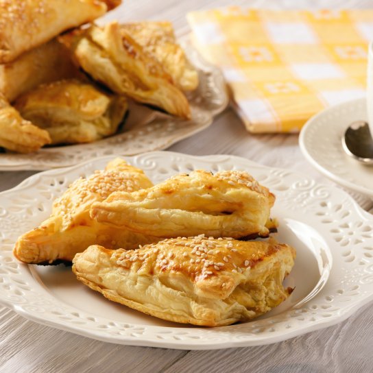 Листкові пиріжки з креветками