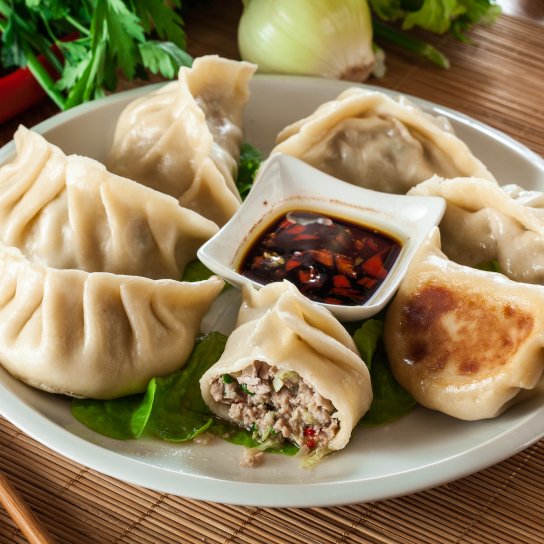 Дамплінги з м'ясом і капустою