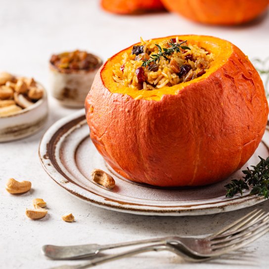 Фарширований рисом гарбуз