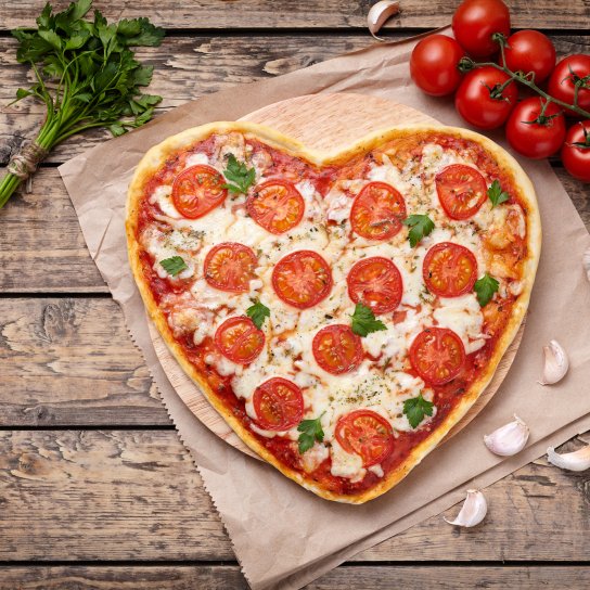Піца у формі серця - рецепт
