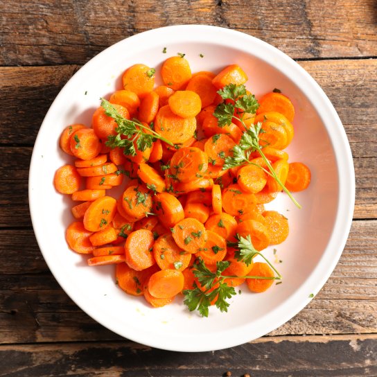 Салат з нарізаної моркви