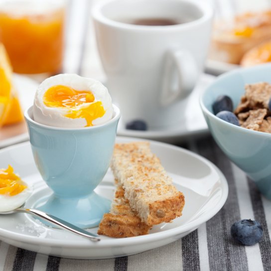 сніданок з яйцем