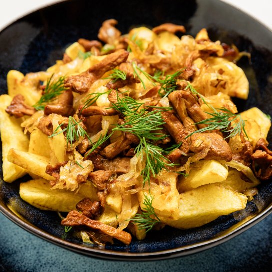 Корисний рецепт картоплі з лисичками