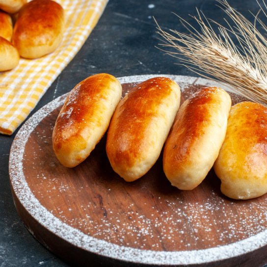 Весняні пиріжки