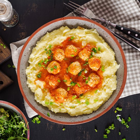 Фішболи в томатно-вершковому соусі