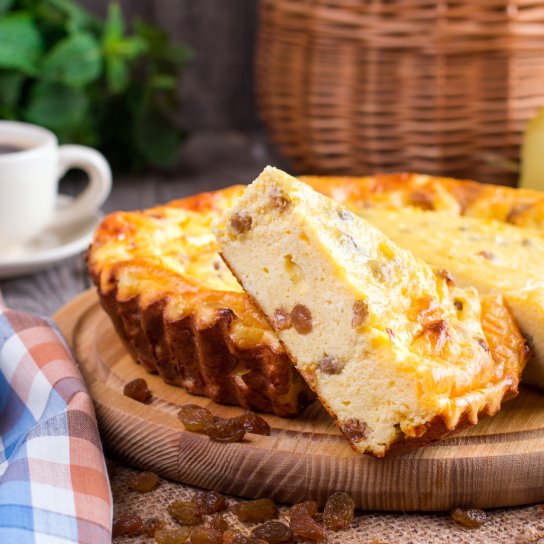 сирна запіканка з висівками і яблуками - рецепт