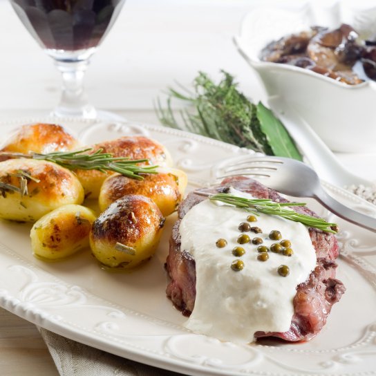 Телятина під соусом