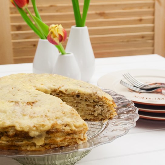 Пиріг з млинців з м’ясом і рисом