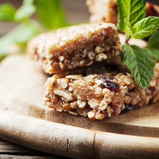 Батончики з вівсянкою і фініками