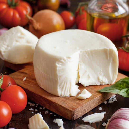 Домашній сир з молока і яєць