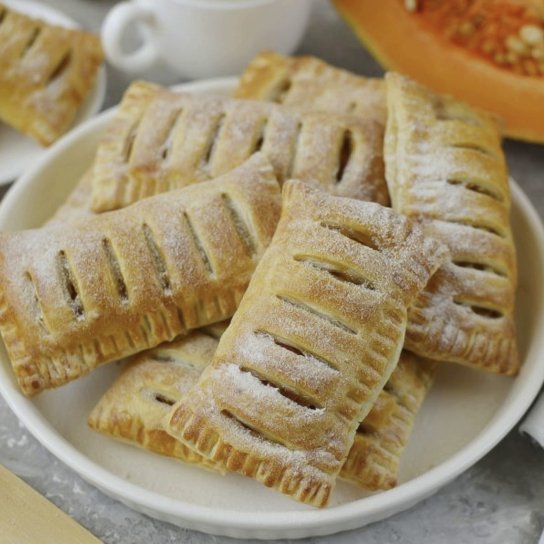 Ліниві пиріжки з яблуками