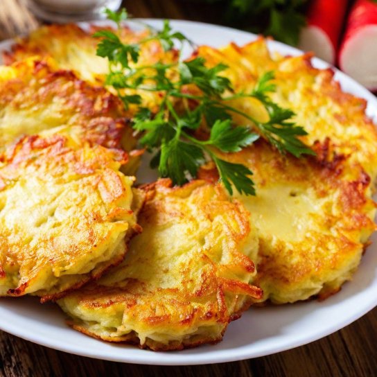 Деруни з крабовими паличками