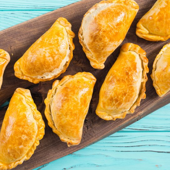 Слойки з яблуками