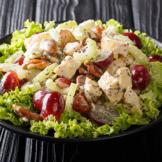 Салат з куркою і маком