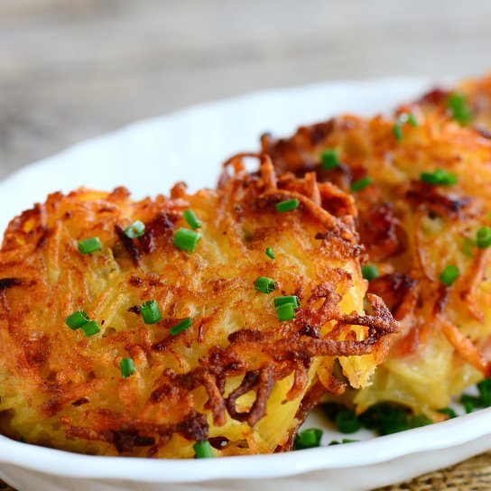 Картопляні млинці зі шкварками