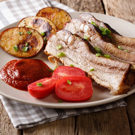 Ребра в духовці у фользі