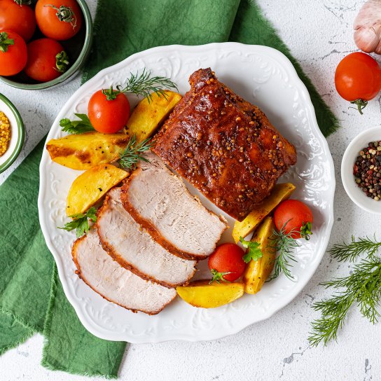 Свинина запечена в духовці