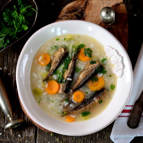 Суп зі шпротами