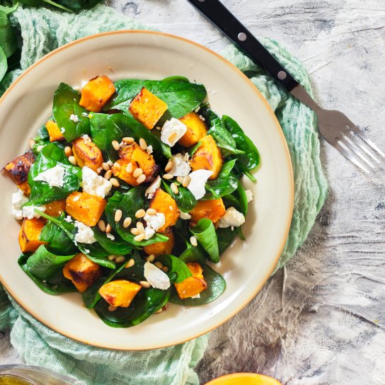 Салат з гарбузом і шпинатом