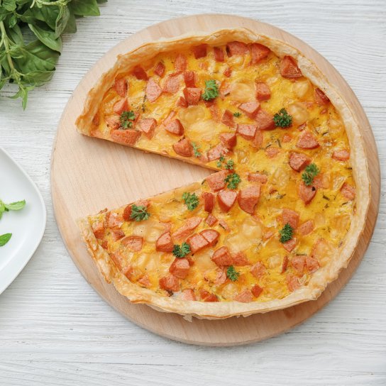 Піца з ковбасками