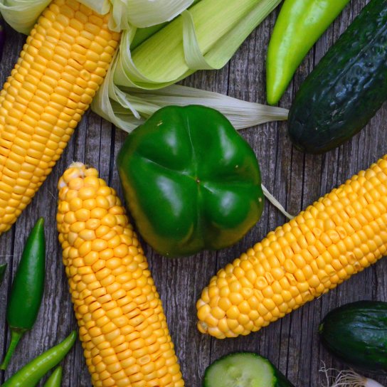 Кукурудза з овочами