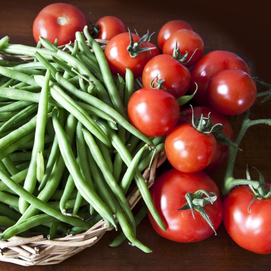 Стручкова квасоля з помідорами