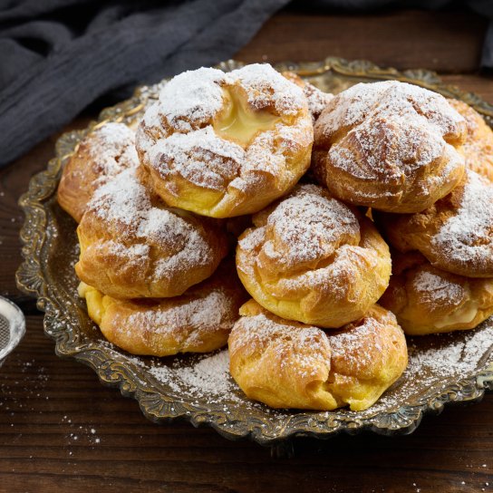 Листкові булочки з яблуками та грушами