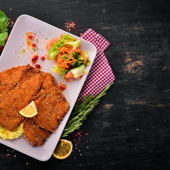 Свиные отбивные в панировке