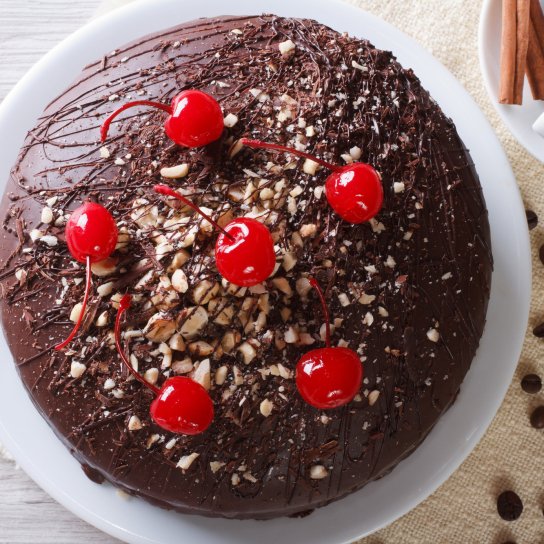 Шоколадний пиріг з вишнею - рецепт