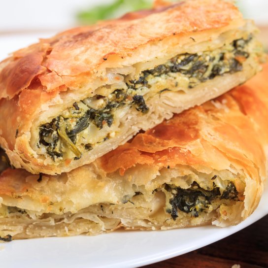 Швидкий пиріг зі шпинатом і сиром