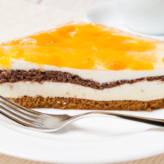 Пляцок з персиками