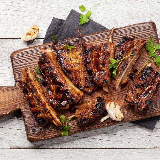 Яловичі реберця на мангалі