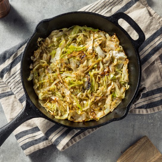 Тушкована капуста