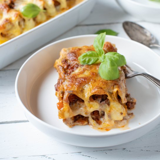 Канелоні з рубаним м'ясом